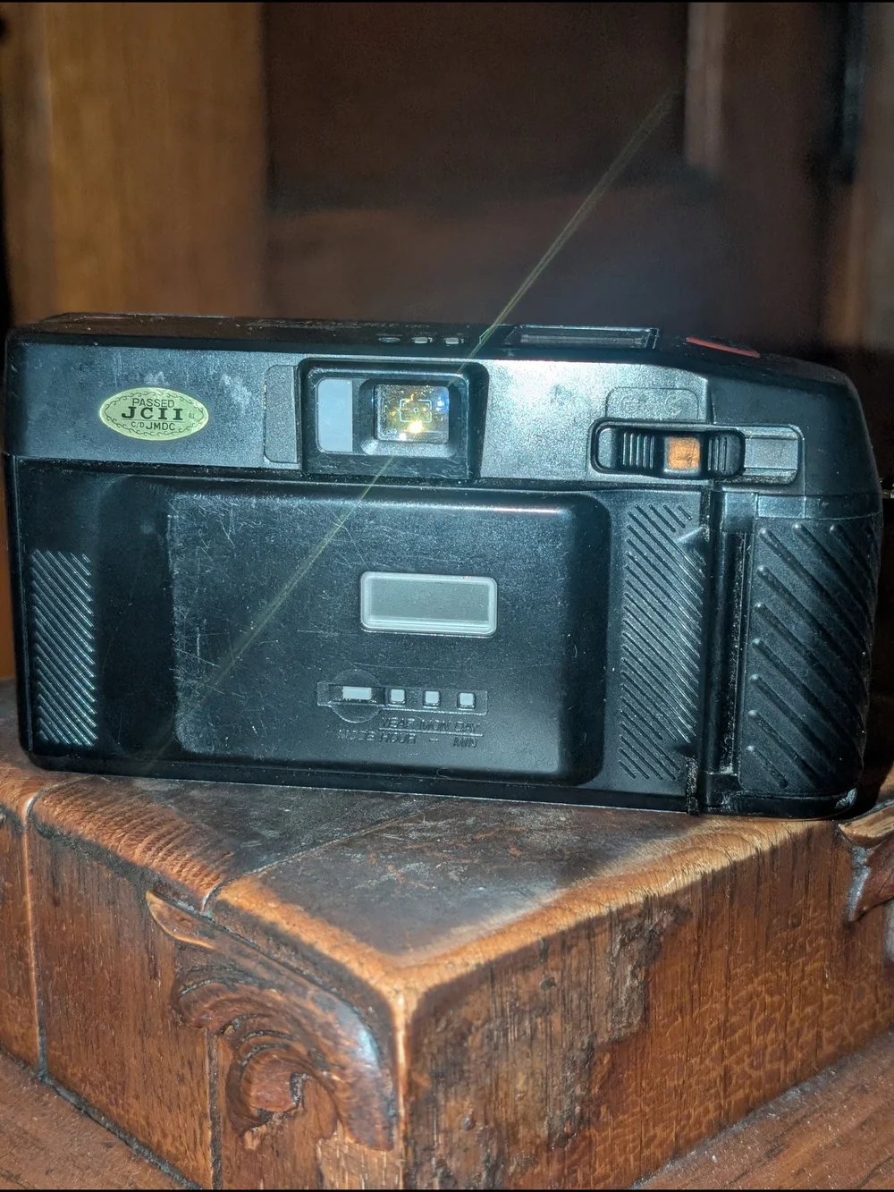 Vintage Fuji DL-400 TELE QD 35mm Black Red Autofocus Point & Shoot Film Camera